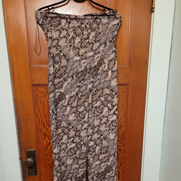 Sage python print jump suit - Picture 3 of 11